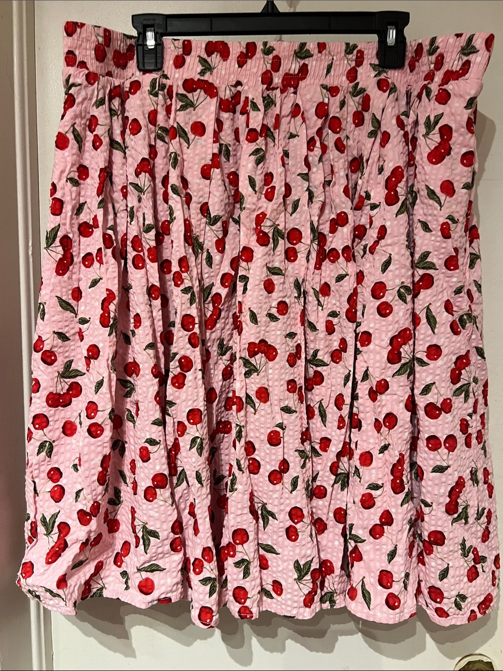 Retro Chic 🍒 Midi Skirt - Picture 3 of 9